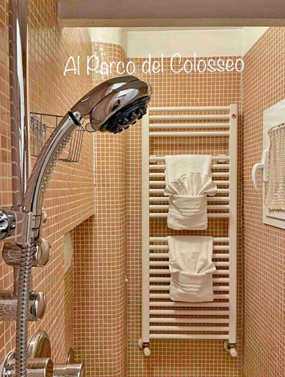 Al Parco Del Colosseo Rome Extérieur photo